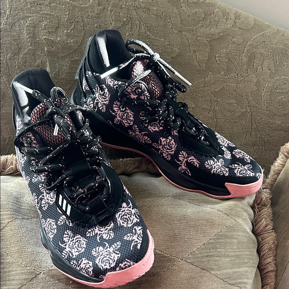 Addis Dame 7 Rose Sneakers